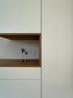 push to open greeploze fronten met houten nis